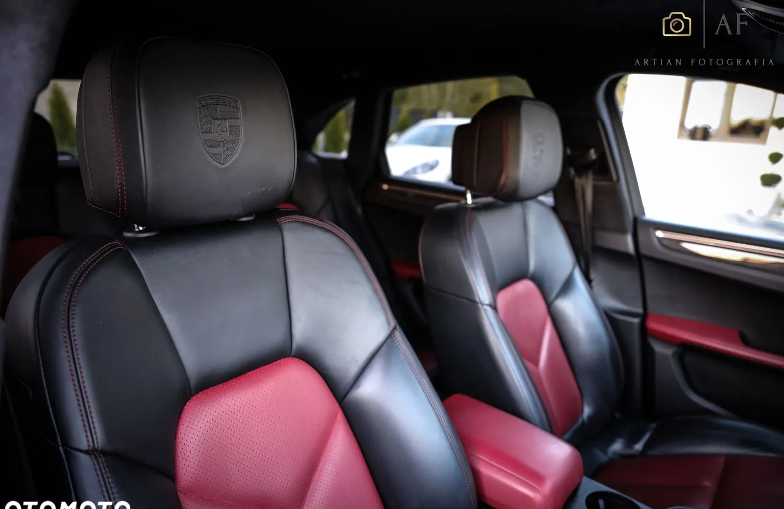 Porsche Macan cena 159900 przebieg: 189000, rok produkcji 2016 z Radom małe 781